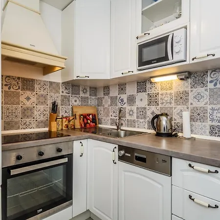 Paula شقة سبليت